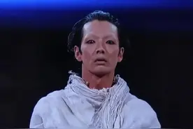 日本人自己怎么吐槽开幕式？5年前东京8分钟有多惊艳，昨天就有多尴尬图片