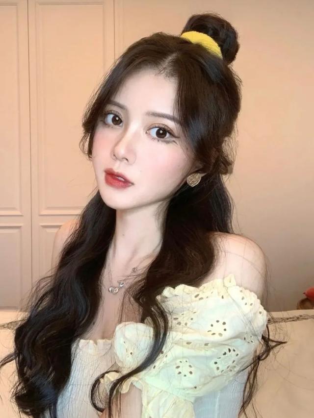 你是什么脸型就选什么刘海!今年流行这几款,气质显脸小