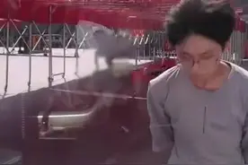 临沂高考考生下车的一个动作，让警察蜀黍感动图片