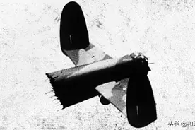 午夜幽灵，用半截尾巴飞行的“兰开斯特”重型轰炸机图片