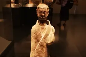 在国博看到了穿越的贾玲和米老鼠图片