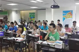 “招个男生太难了”，研究生导师无奈，为何男生宁愿工作也不考研图片