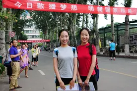 高考考场的“励志标语”惹争议，考生表示有被冒犯到，你怎么看？图片