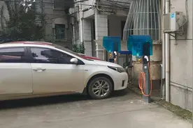 小区没有充电桩，电动汽车怎么解决充电问题图片