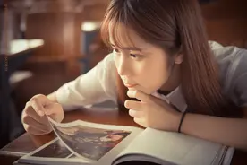 奴性思维：男人在外边再花天酒地就是为了维持对妻子的唯命是从图片
