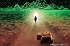 有没有像《黑客帝国》一样的电影？还有这8部，看完让你怀疑人生图片