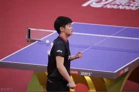 孙颖莎经典之战，苦战七局，连扳三分上演惊天逆转图片