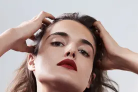 女人会不会打扮，看口红就懂了，这几支气质色号让你的品味倍增图片