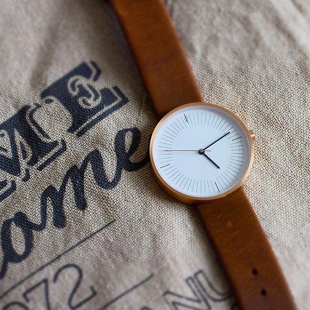 �ֱ���ֻ���Ŵ����ֱ������󷨵���ȷ����