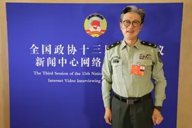 两会•V面孔丨医防协同、平战结合，强化军队卫勤力量危机处置能力！王岩委员这样说图片