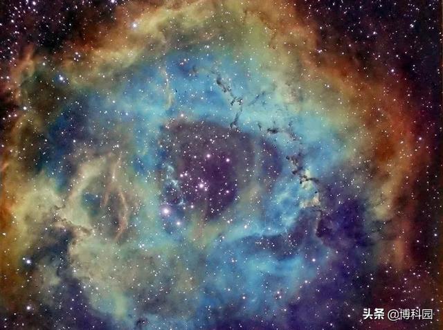 氨基酸所必需的有机分子，生命的DNA，都可以在星际介质中形成？