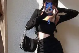 扭腿秀腰的“高街女帝”们，快把这词玩坏了图片