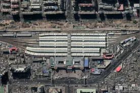 航拍快车K27次（北京-丹东）各车站，途经山海关、凤凰城图片