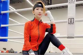 潘晓婷穿紧身衣练拳击，身材圆润，肤白貌美，网友：对手缴械投降图片