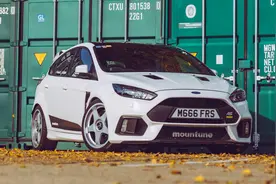 改装 | 美系钢炮火力全开 520马力的改装福克斯RS图片