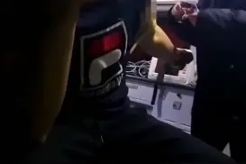 临河一男子酒驾抽血上演“猛男咆哮”：别让我看！我害怕图片