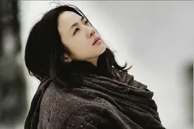 萧红《小黑狗》：狗的命运即是人的命运，诗意之中是悲叹图片