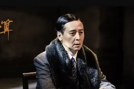他是《胜算》中的秦德龙，《风筝》里的陆汉卿，中国的阿兰·德龙图片