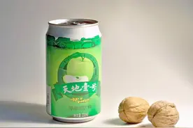 中国“冷门”饮料冠军：一年销售额达20亿，独揽40%市场份额图片