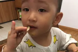 江鲜美食之：油炸赣江参子鱼图片