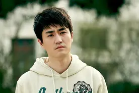 《匆匆那年》原著：黑板上的6个字，早就揭示了陈寻和方茴的结局图片