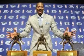 巅峰霍华德有多强？号称一人创防守体系，一成就四大中锋都没做到图片