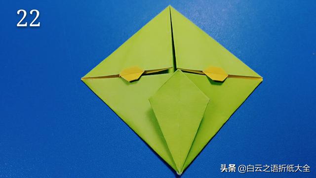 折一个酷酷的奥特曼给孩子玩吧，小孩子很喜欢哦