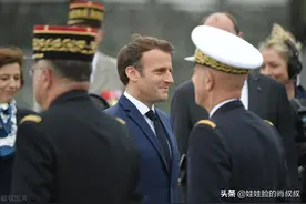 法国：精神分裂！法国困局，看似是马克龙的锅，却是法国文化的错图片