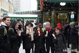 零下20℃吃冰棍是何体验？哈尔滨解锁旅游新姿势图片