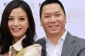 赵薇丈夫黄有龙被诉赖债3亿！这位屡传婚变的神秘富豪，在打什么算盘？图片