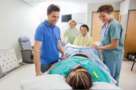 顺产和剖腹产宝宝的区别，这4方面不一样图片