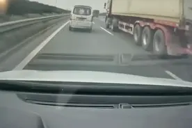 惊魂！浙江高速上飞来一块铁条，击穿挡风玻璃，扎进后排座椅！曾有小伙被钢板击中身亡图片