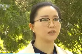 你被“偷窥”了！男子发现惊人秘密：有APP十几分钟偷看手机照片文件25000次图片