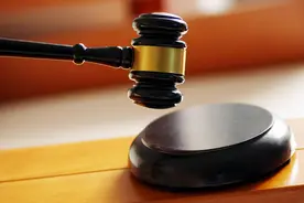 19名技术人员集体跳槽到同一家竞争企业，被老东家起诉，法院这么判图片