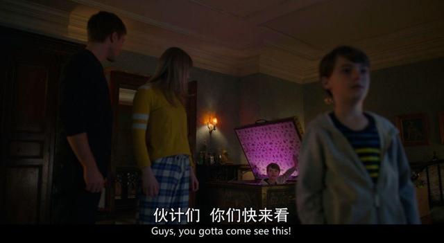 满屏鲜肉的R级尺度，还在乎什么评分