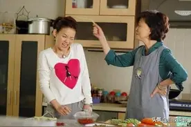 和婆婆吵架，老公不是妈宝男，为啥也偏向婆婆？图片