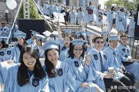 留学生风气败坏，吃酒、调情、纸牌，成民国官费留学生的三大课程图片