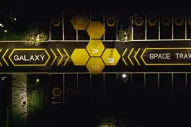 高颜值的停车场景观图片