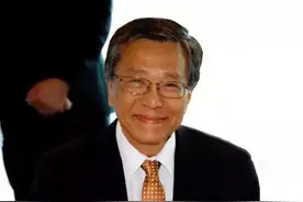 低调的邮轮之王，掌控亚洲第一大船队，出行不开豪车也不带保镖图片