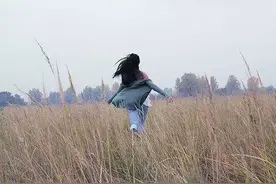 一个过来女人的忠告：请远离每天陪你聊天的那个人图片