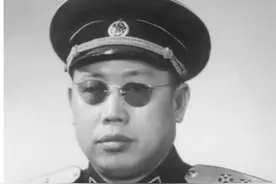 解放海南岛，李作鹏另辟蹊径：走最远的路，打最薄弱的地方图片