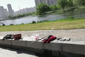 悲剧！长白岛内河两人溺亡 遗憾！小伙救人未果悄然离去图片