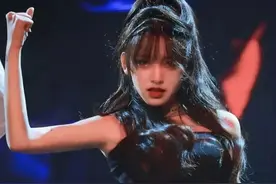 2020春季最火发型“欧美风高马尾”，谁看了都会心动图片