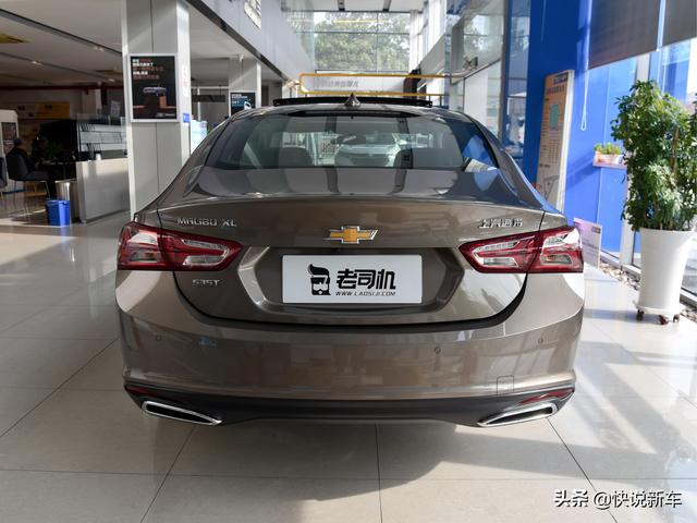 时尚运动的中型车，实惠性价比高，不再是屌丝三宝，实拍迈锐宝XL