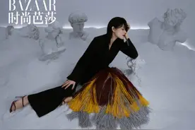 胡杏儿怀三胎后登杂志封面，全程巧遮孕肚看不出孕相，真时尚孕妈图片