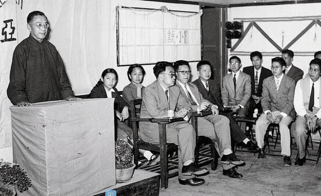 《易中天中华史》水准如何？学术大咖转型娱乐明星后的浮躁之作？