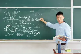 学生拿到教师资格证，但是没考上教师编制怎么办？这些选择也不错图片