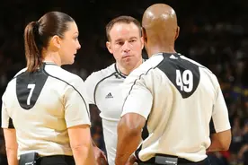 NBA的裁判是如何挑选的，他们的工资高吗？黑哨是否真正存在？图片