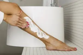 女性到底该不该刮腿毛！图片