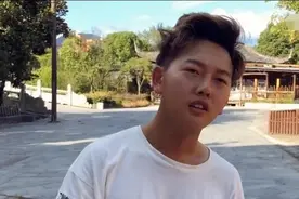 豪车加飞机，网红男子多次向迪丽热巴高调求婚，是真爱还是炒作图片